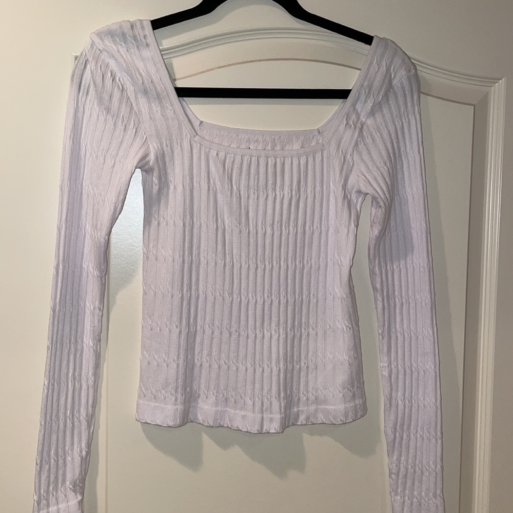 Top - Picture 2 of 2